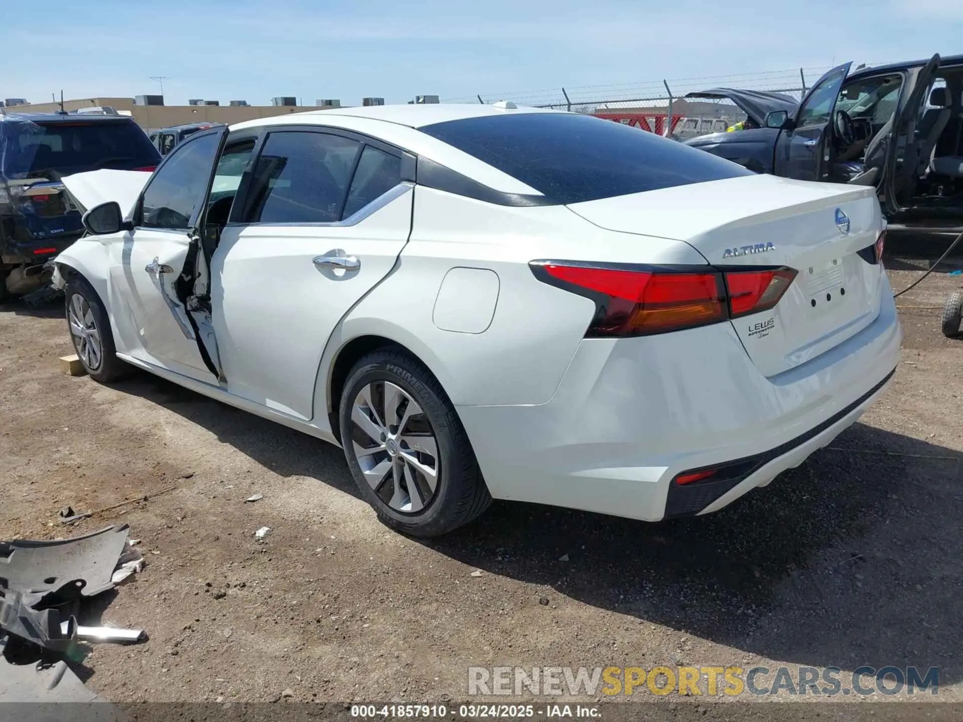 3 Фотография поврежденного автомобиля 1N4BL4BV6LC237634 NISSAN ALTIMA 2020