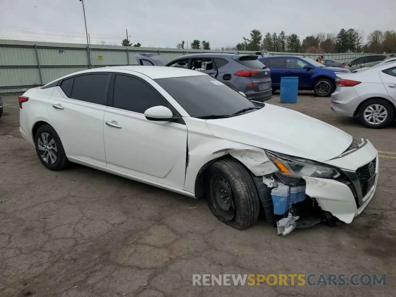 4 Photograph of a damaged car 1N4BL4BV6LC244051 NISSAN ALTIMA 2020