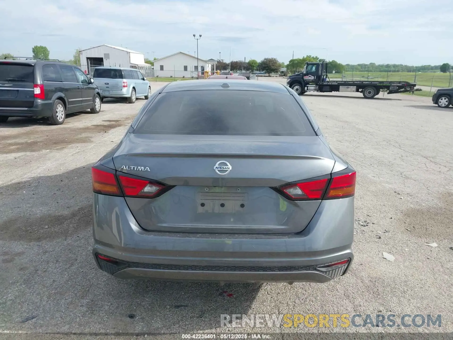 16 Photograph of a damaged car 1N4BL4BV6LC260508 NISSAN ALTIMA 2020