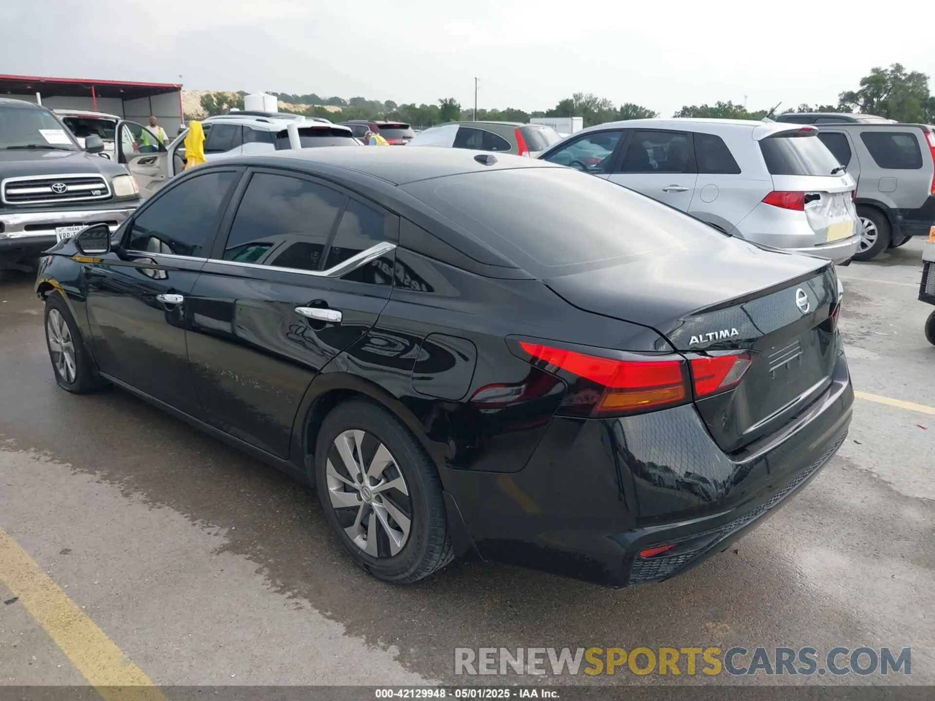 3 Photograph of a damaged car 1N4BL4BV6LN305158 NISSAN ALTIMA 2020