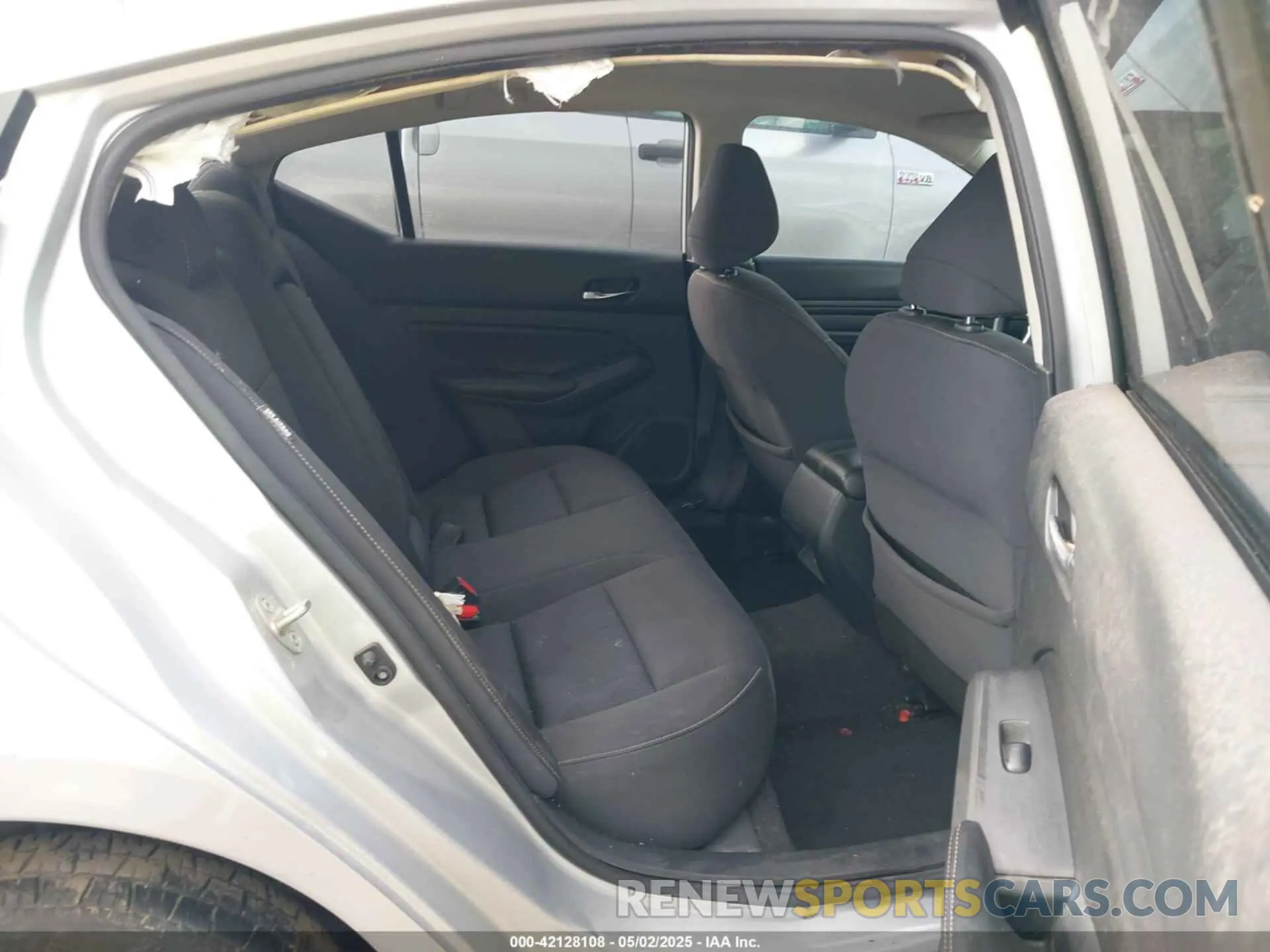 8 Фотография поврежденного автомобиля 1N4BL4BV6LN321215 NISSAN ALTIMA 2020