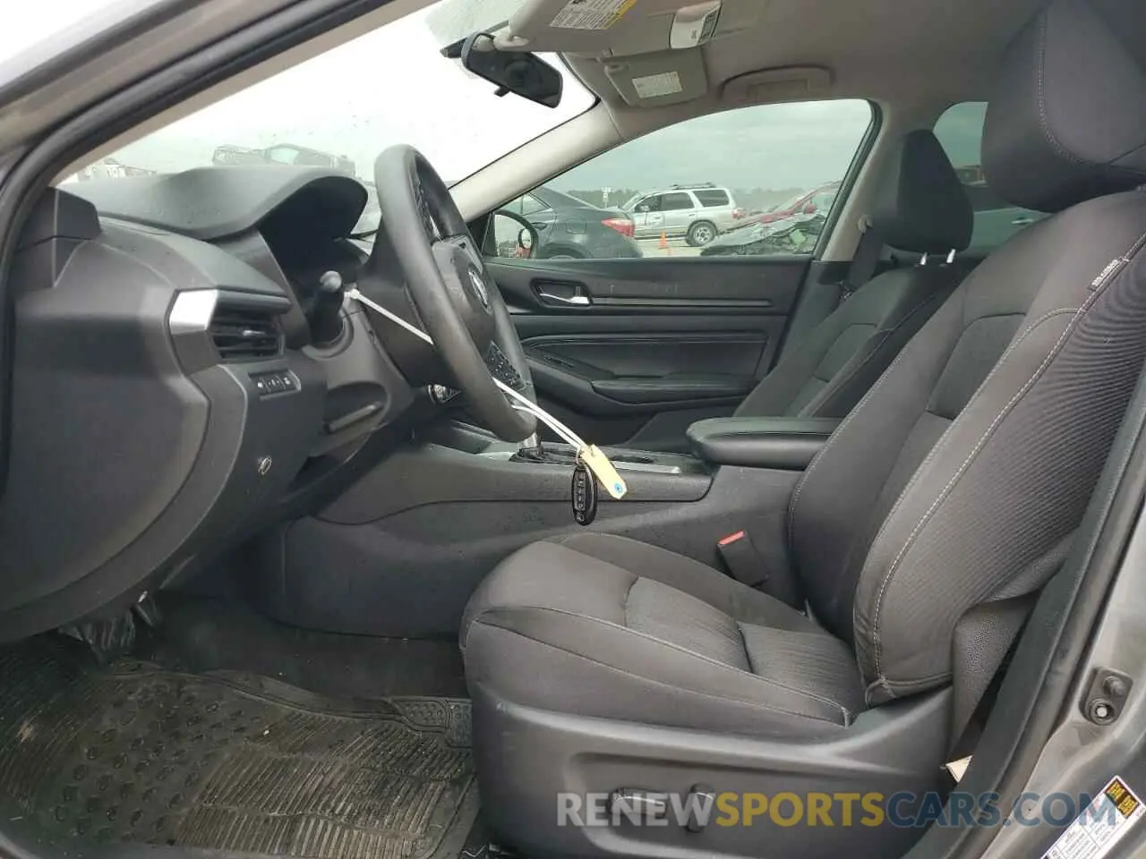 7 Photograph of a damaged car 1N4BL4BV7LC117647 NISSAN ALTIMA 2020