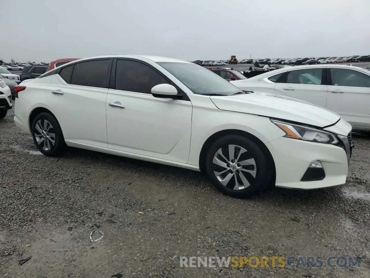 4 Photograph of a damaged car 1N4BL4BV7LC144685 NISSAN ALTIMA 2020