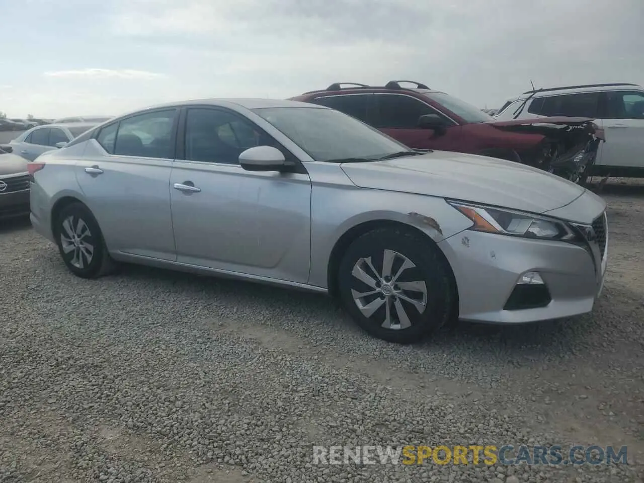 4 Photograph of a damaged car 1N4BL4BV7LN319277 NISSAN ALTIMA 2020