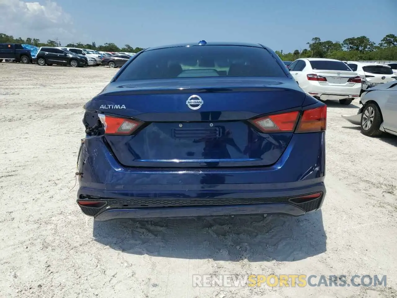 6 Photograph of a damaged car 1N4BL4BV8LC115583 NISSAN ALTIMA 2020