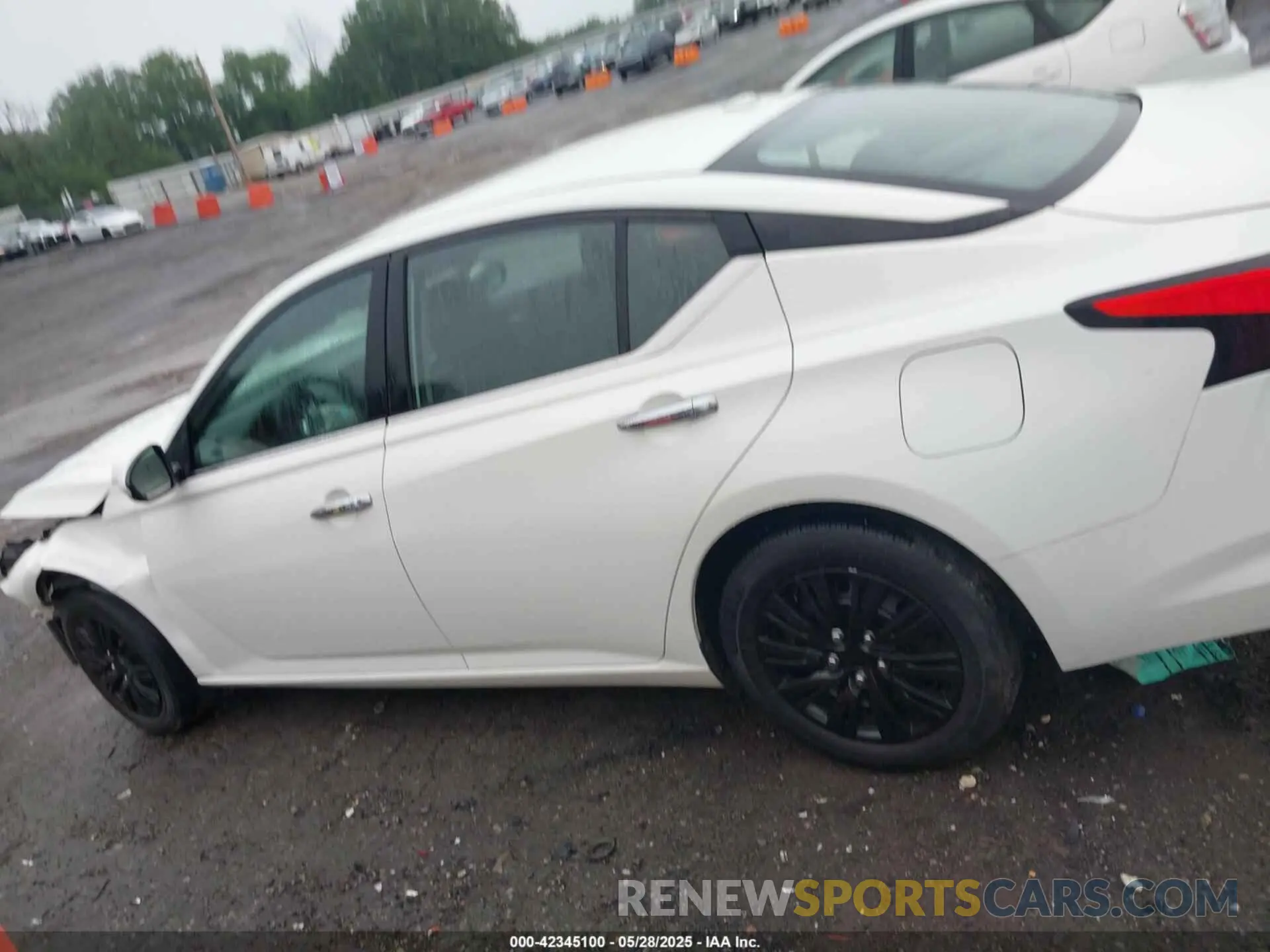 14 Фотография поврежденного автомобиля 1N4BL4BV8LC125000 NISSAN ALTIMA 2020