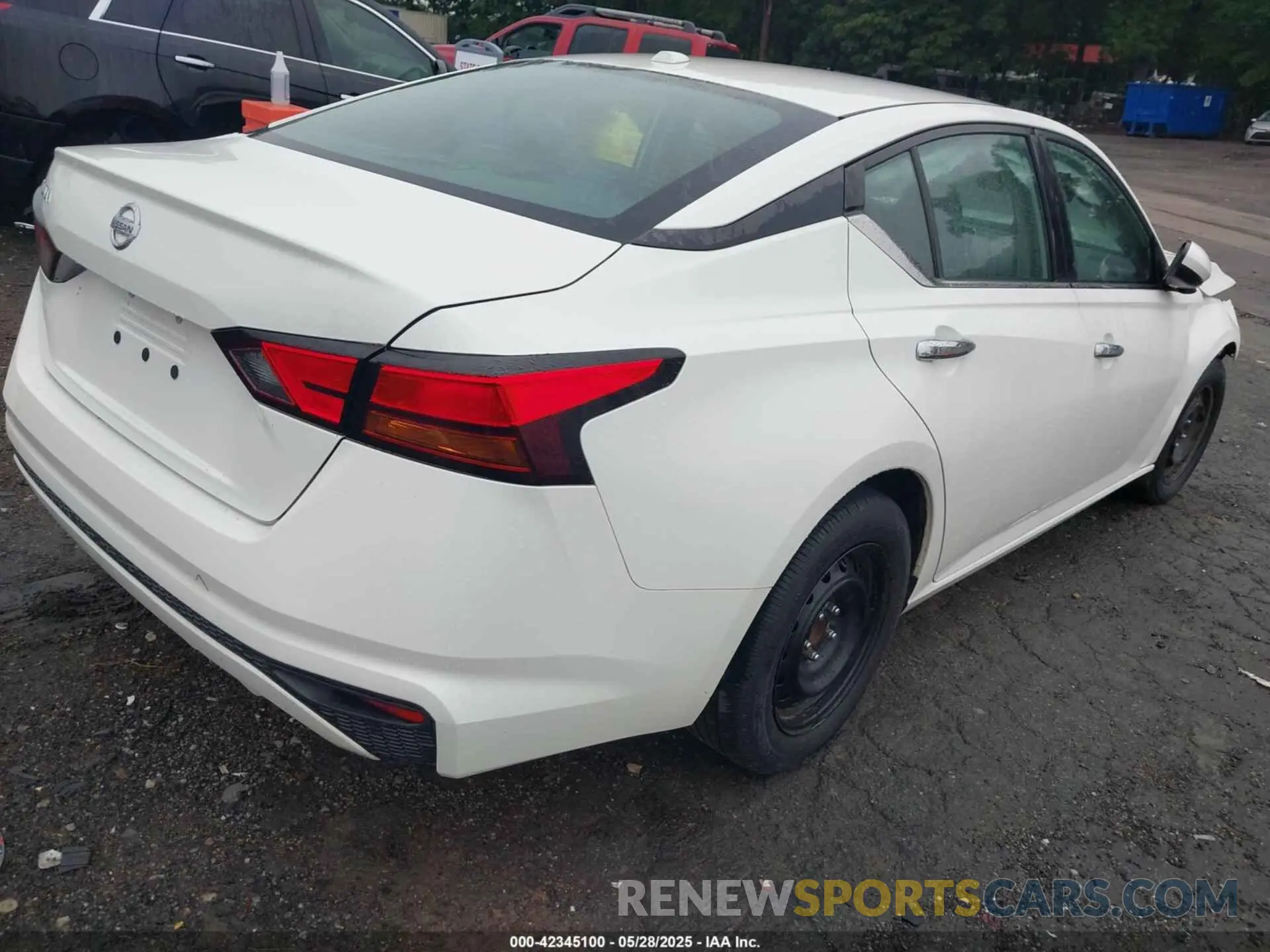 4 Фотография поврежденного автомобиля 1N4BL4BV8LC125000 NISSAN ALTIMA 2020