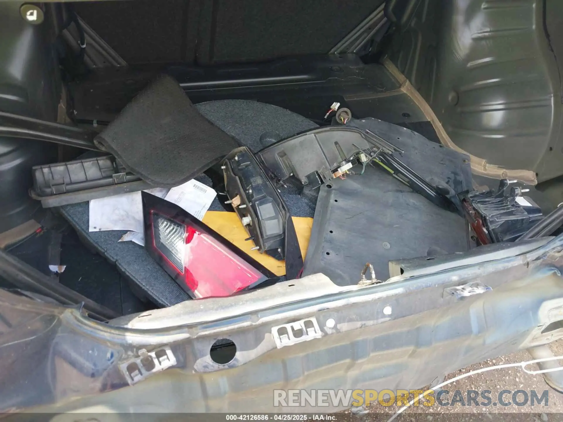 12 Photograph of a damaged car 1N4BL4BV8LC148731 NISSAN ALTIMA 2020