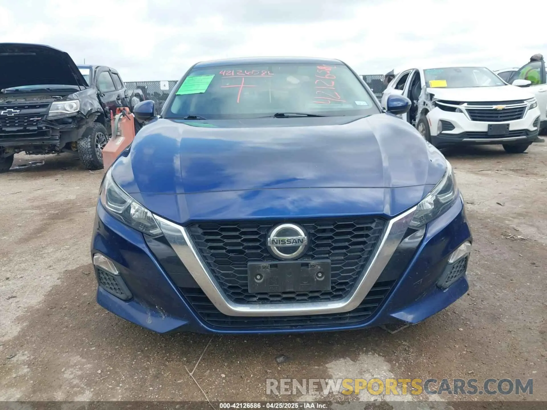 13 Photograph of a damaged car 1N4BL4BV8LC148731 NISSAN ALTIMA 2020