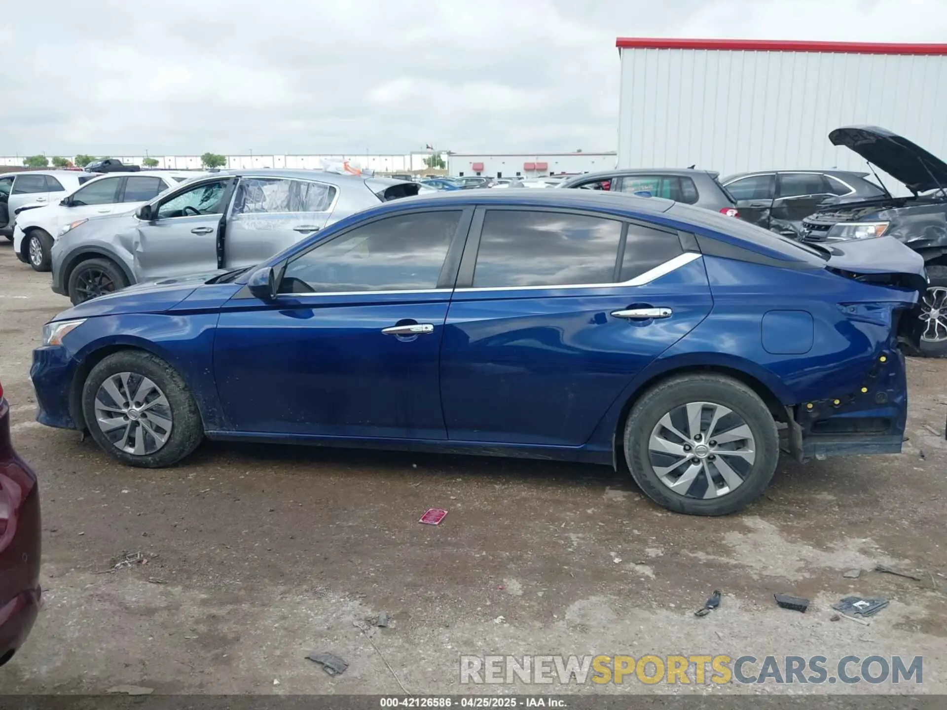 15 Photograph of a damaged car 1N4BL4BV8LC148731 NISSAN ALTIMA 2020