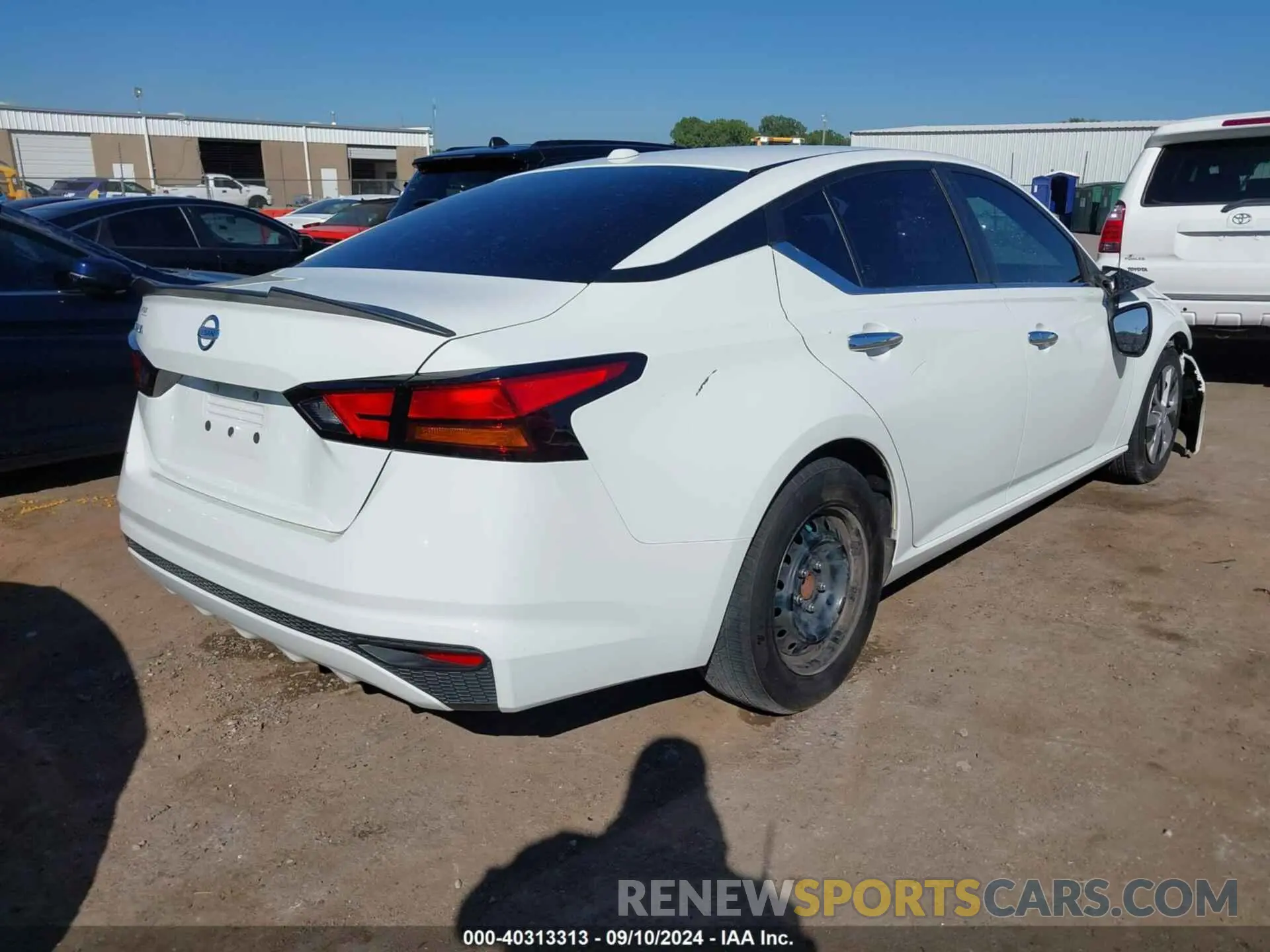 4 Фотография поврежденного автомобиля 1N4BL4BV8LC174830 NISSAN ALTIMA 2020