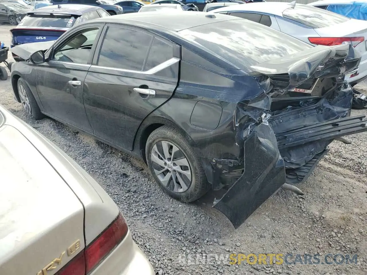 2 Photograph of a damaged car 1N4BL4BV8LC209365 NISSAN ALTIMA 2020