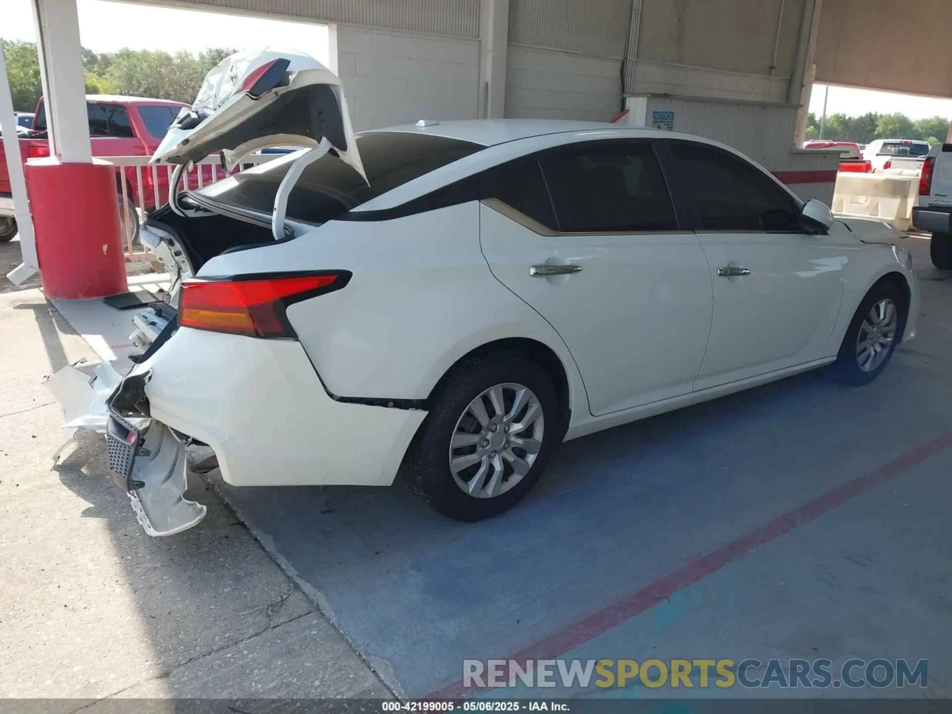 4 Фотография поврежденного автомобиля 1N4BL4BV8LC222679 NISSAN ALTIMA 2020