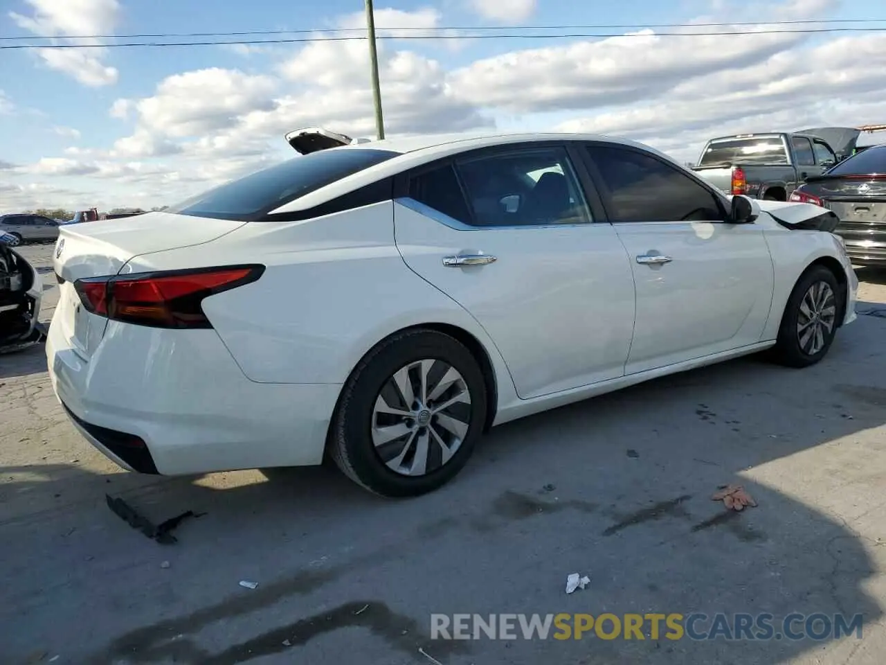 3 Photograph of a damaged car 1N4BL4BV8LC242771 NISSAN ALTIMA 2020