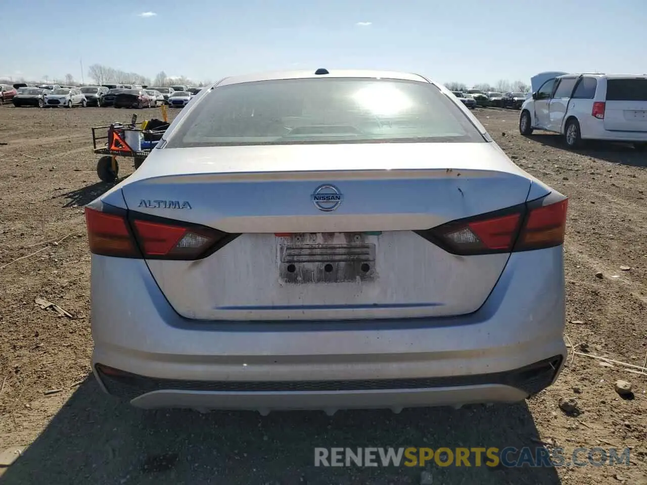 6 Photograph of a damaged car 1N4BL4BV8LC267007 NISSAN ALTIMA 2020