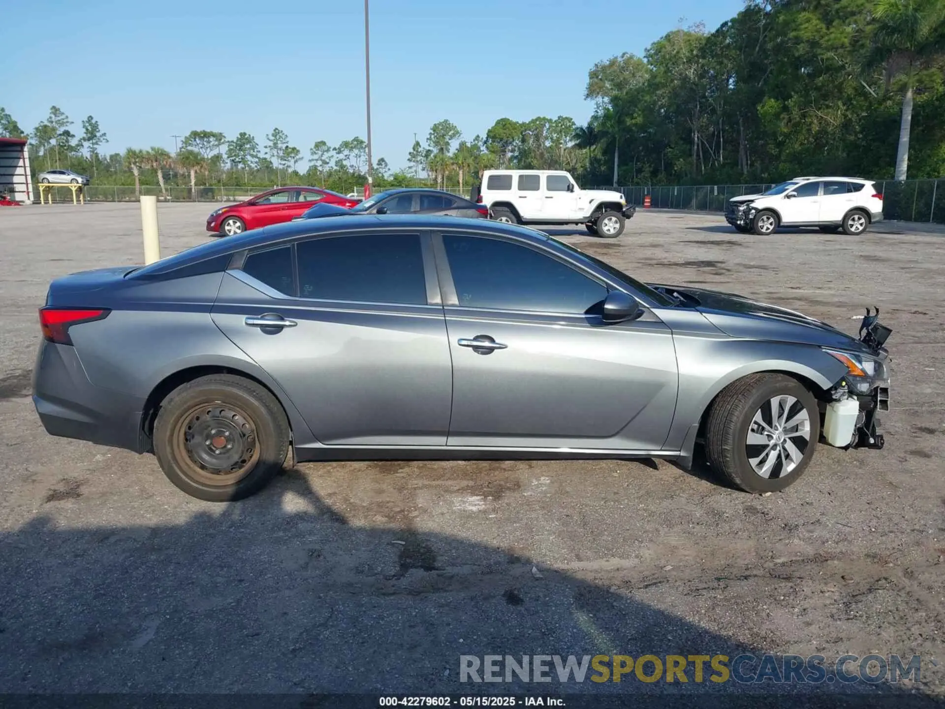 14 Фотография поврежденного автомобиля 1N4BL4BV8LC274524 NISSAN ALTIMA 2020