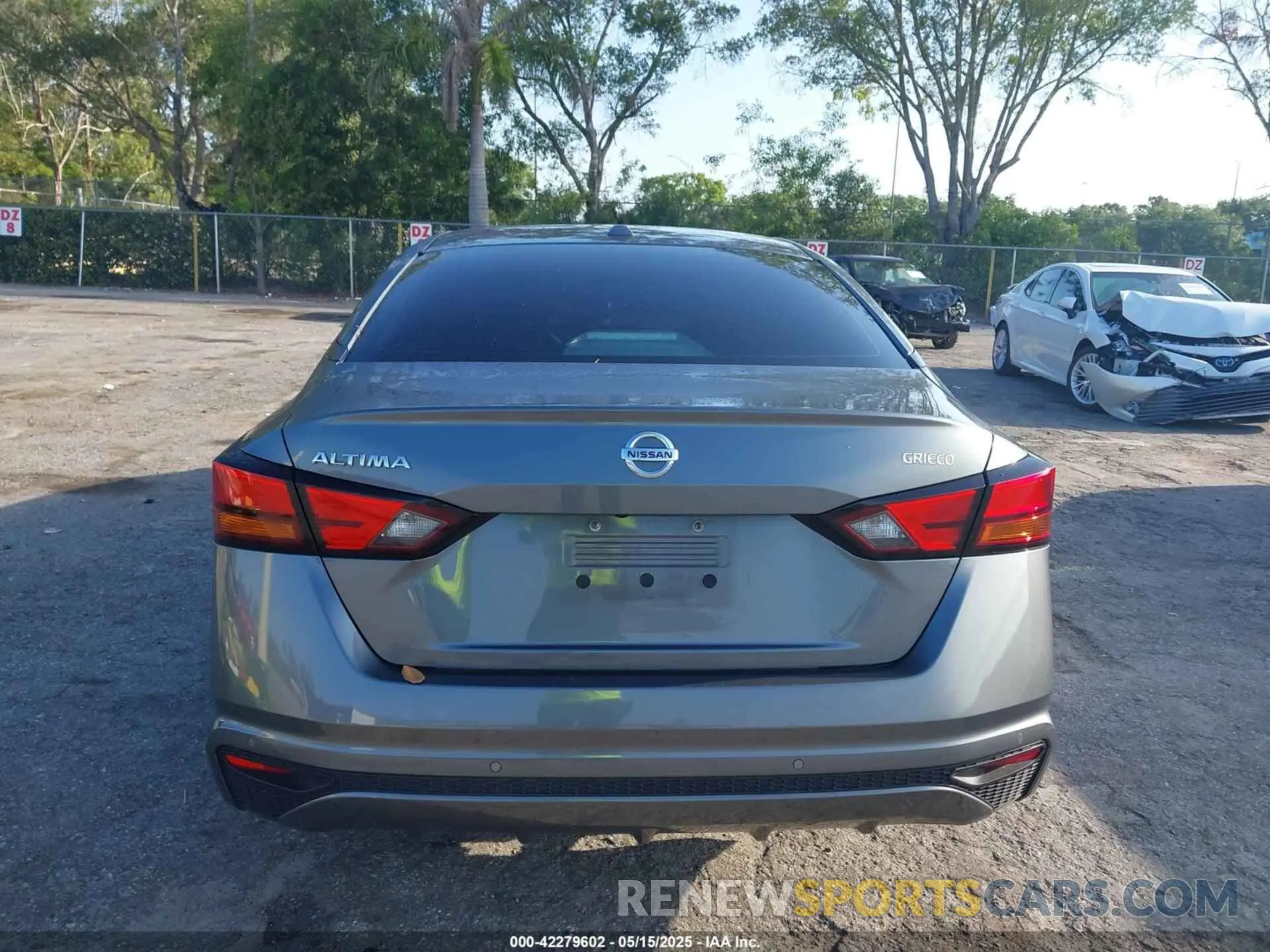 17 Фотография поврежденного автомобиля 1N4BL4BV8LC274524 NISSAN ALTIMA 2020