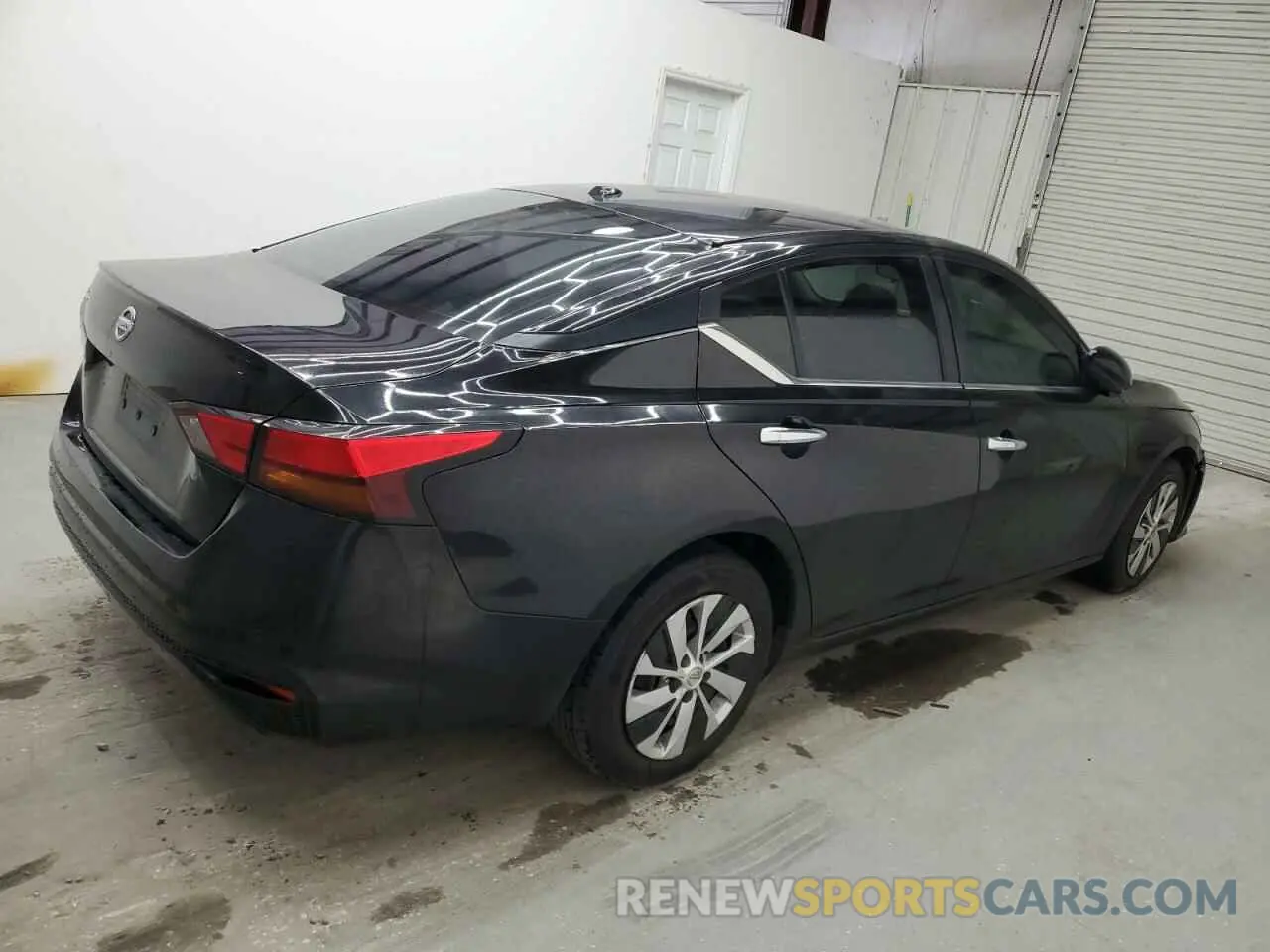 3 Photograph of a damaged car 1N4BL4BV8LN318882 NISSAN ALTIMA 2020