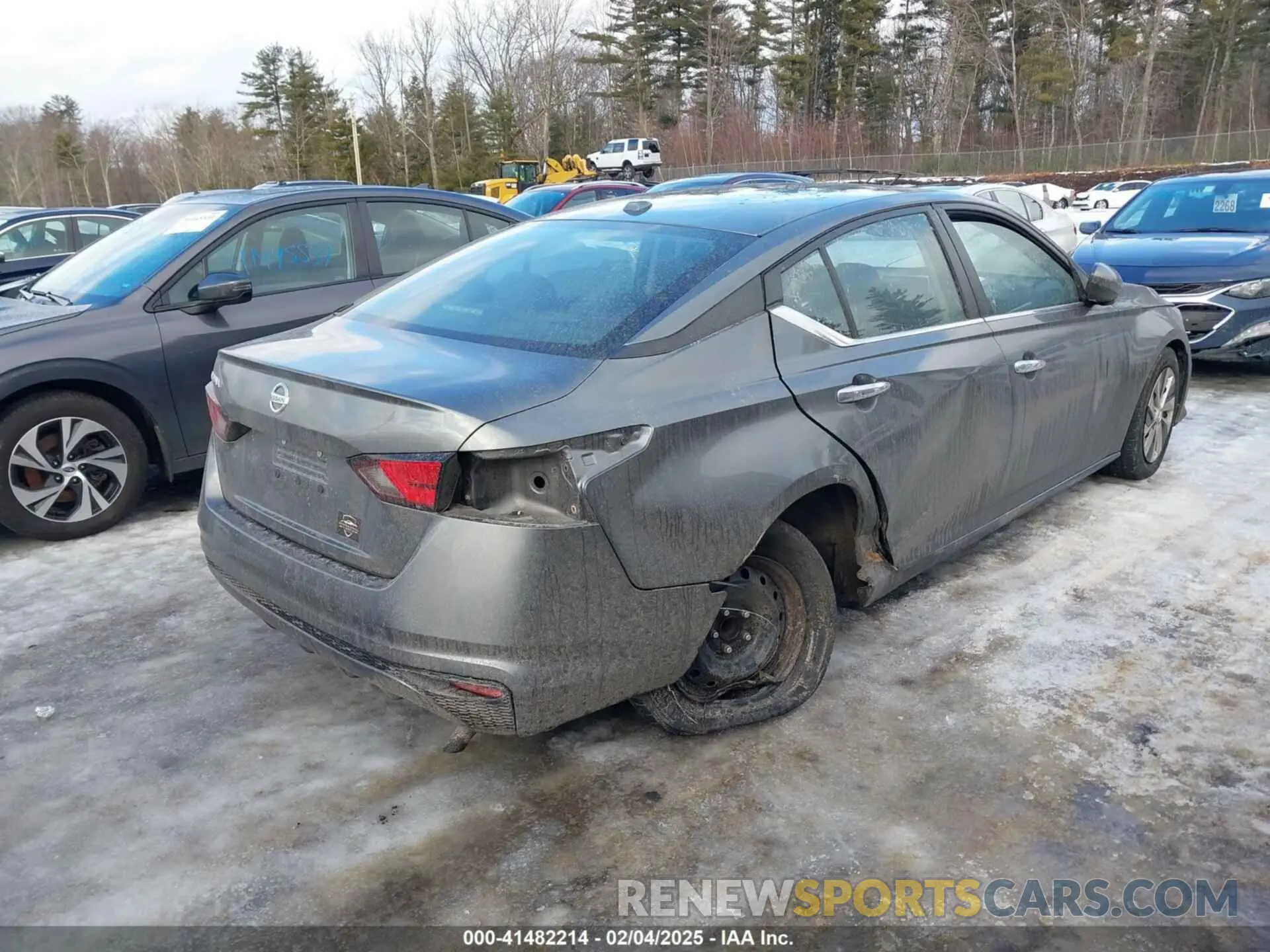 4 Photograph of a damaged car 1N4BL4BV9LC219418 NISSAN ALTIMA 2020