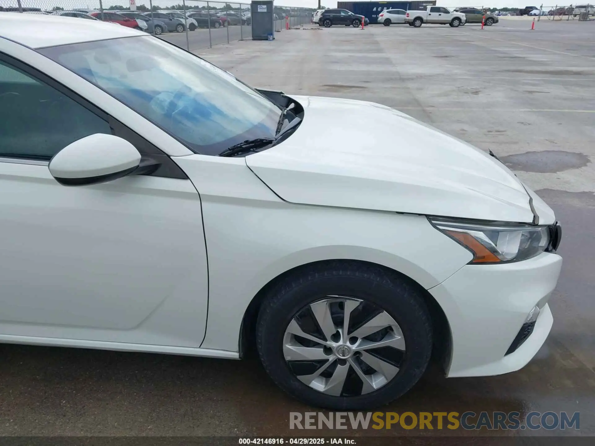 18 Photograph of a damaged car 1N4BL4BV9LC228765 NISSAN ALTIMA 2020