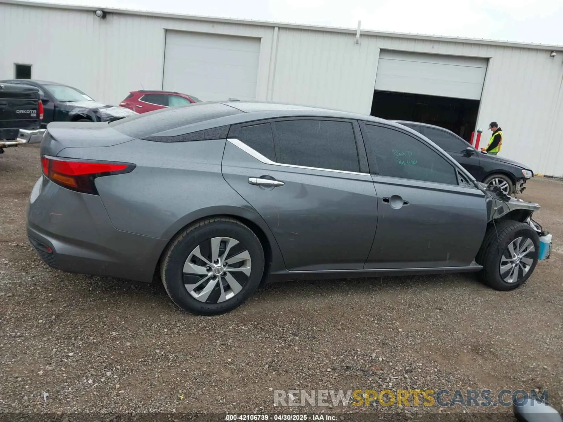 14 Фотография поврежденного автомобиля 1N4BL4BV9LC235442 NISSAN ALTIMA 2020