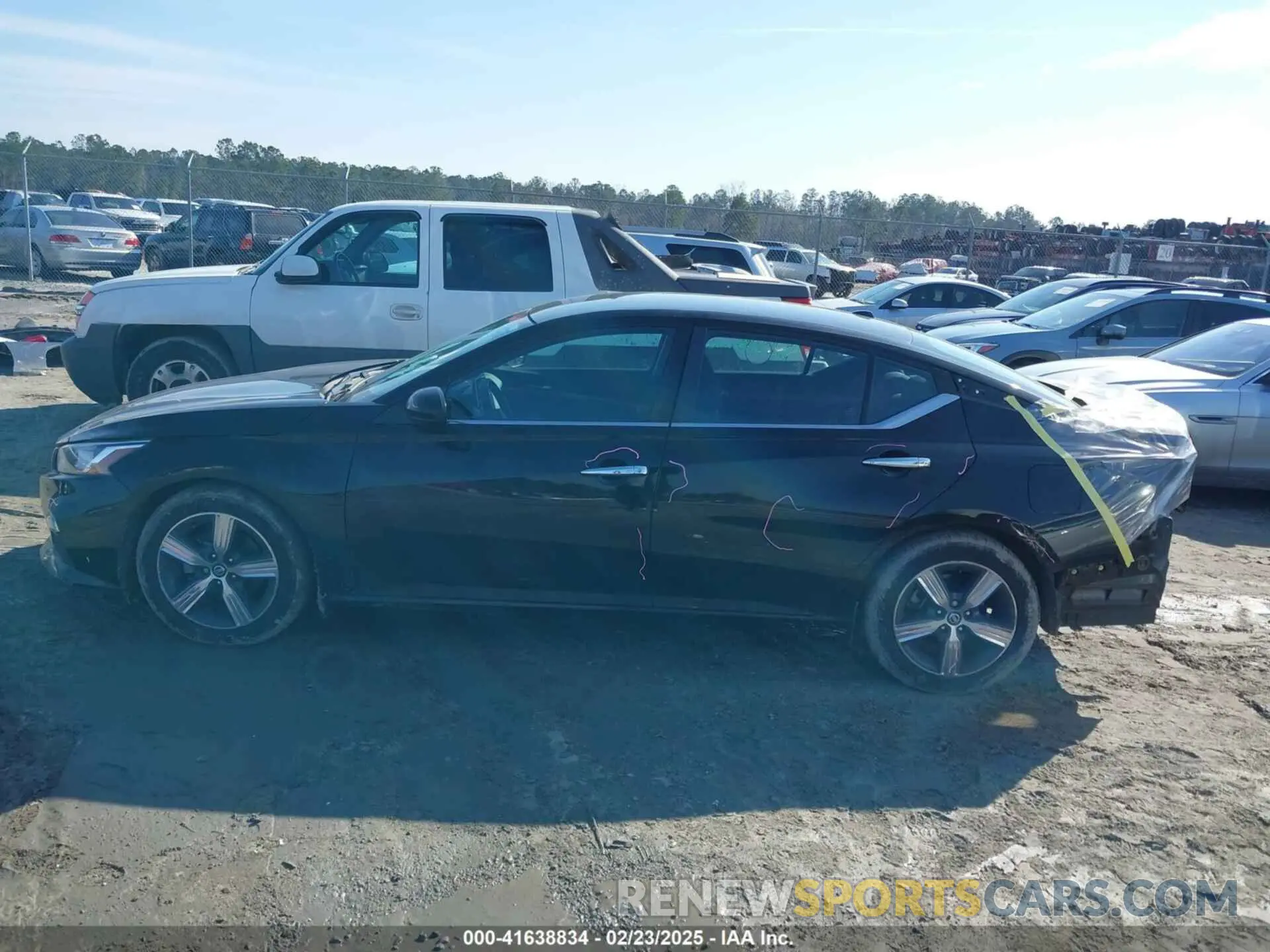 14 Photograph of a damaged car 1N4BL4BV9LC273169 NISSAN ALTIMA 2020