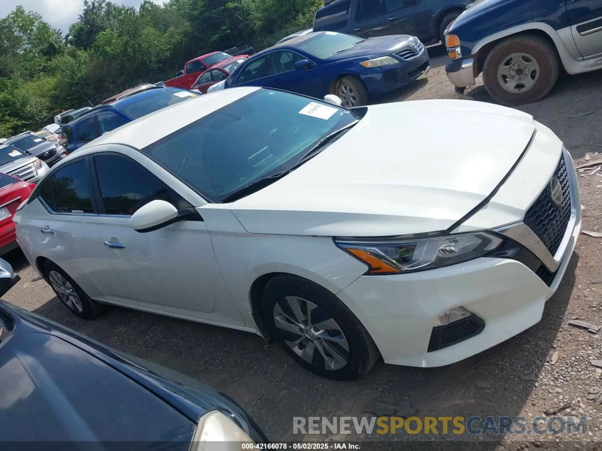 13 Photograph of a damaged car 1N4BL4BV9LC276721 NISSAN ALTIMA 2020