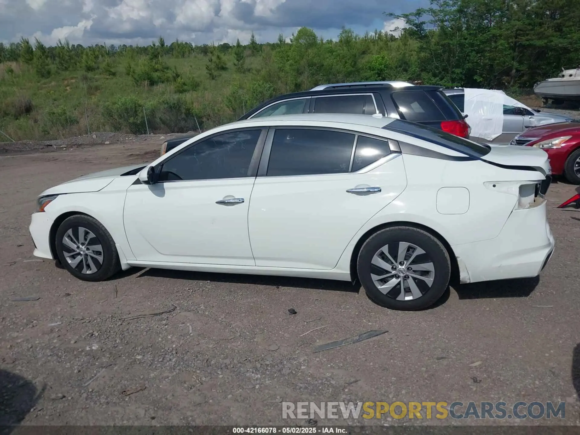 14 Photograph of a damaged car 1N4BL4BV9LC276721 NISSAN ALTIMA 2020