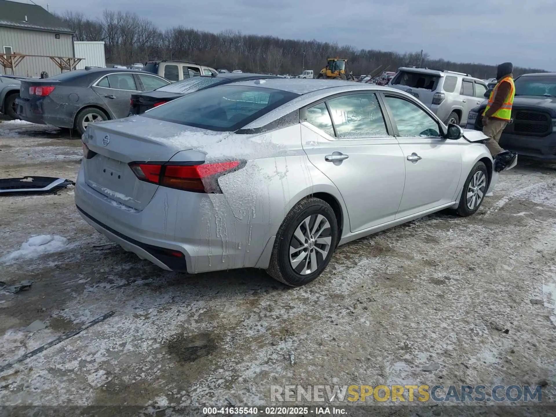 4 Photograph of a damaged car 1N4BL4BV9LC278050 NISSAN ALTIMA 2020