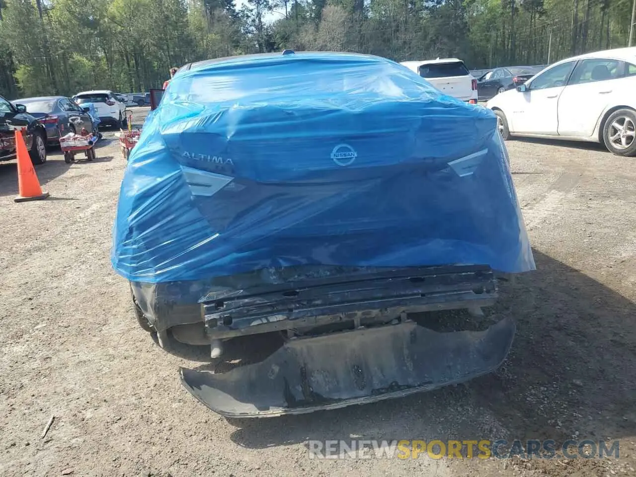 6 Photograph of a damaged car 1N4BL4BV9LN306059 NISSAN ALTIMA 2020