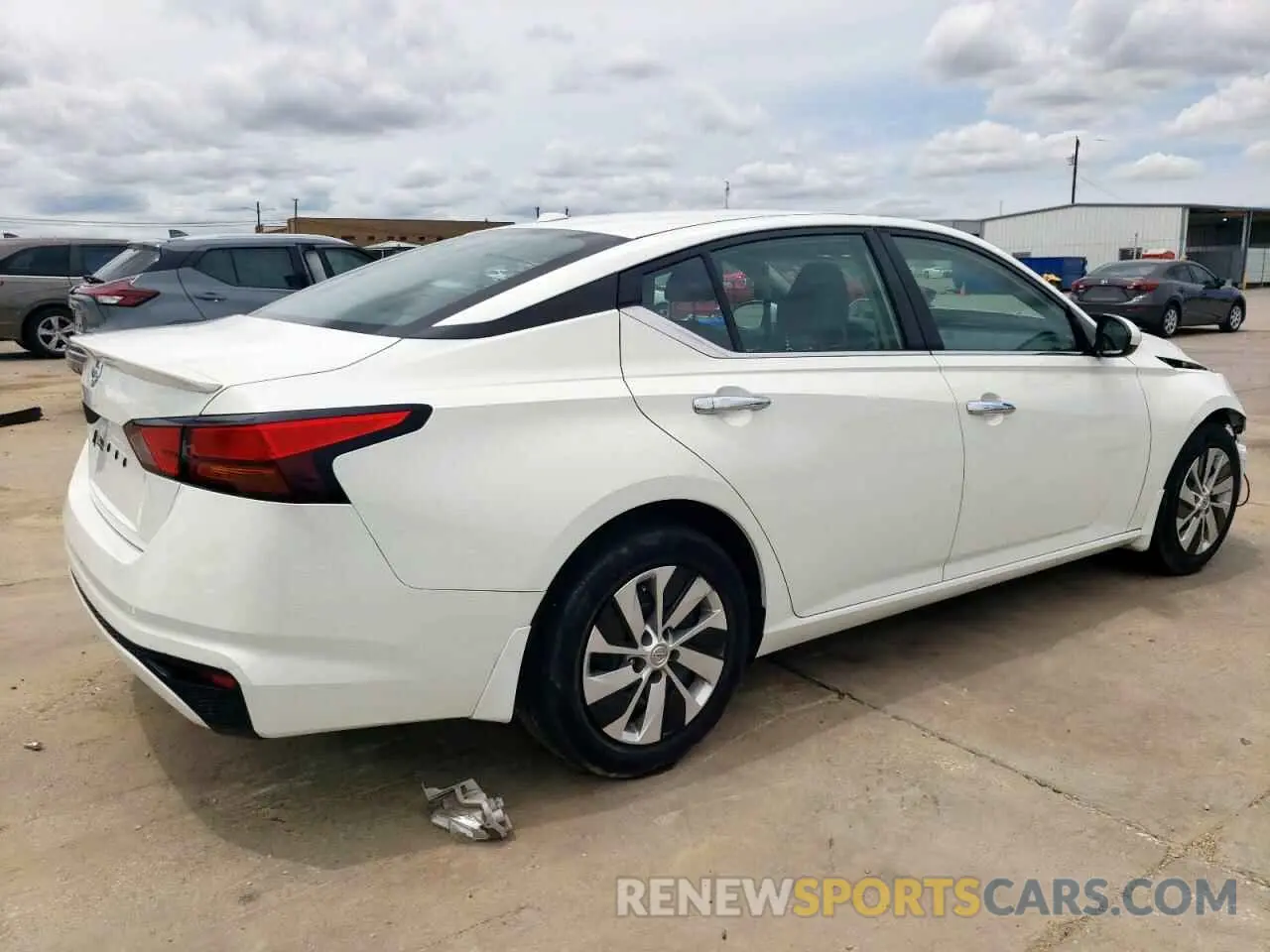 3 Photograph of a damaged car 1N4BL4BV9LN312427 NISSAN ALTIMA 2020