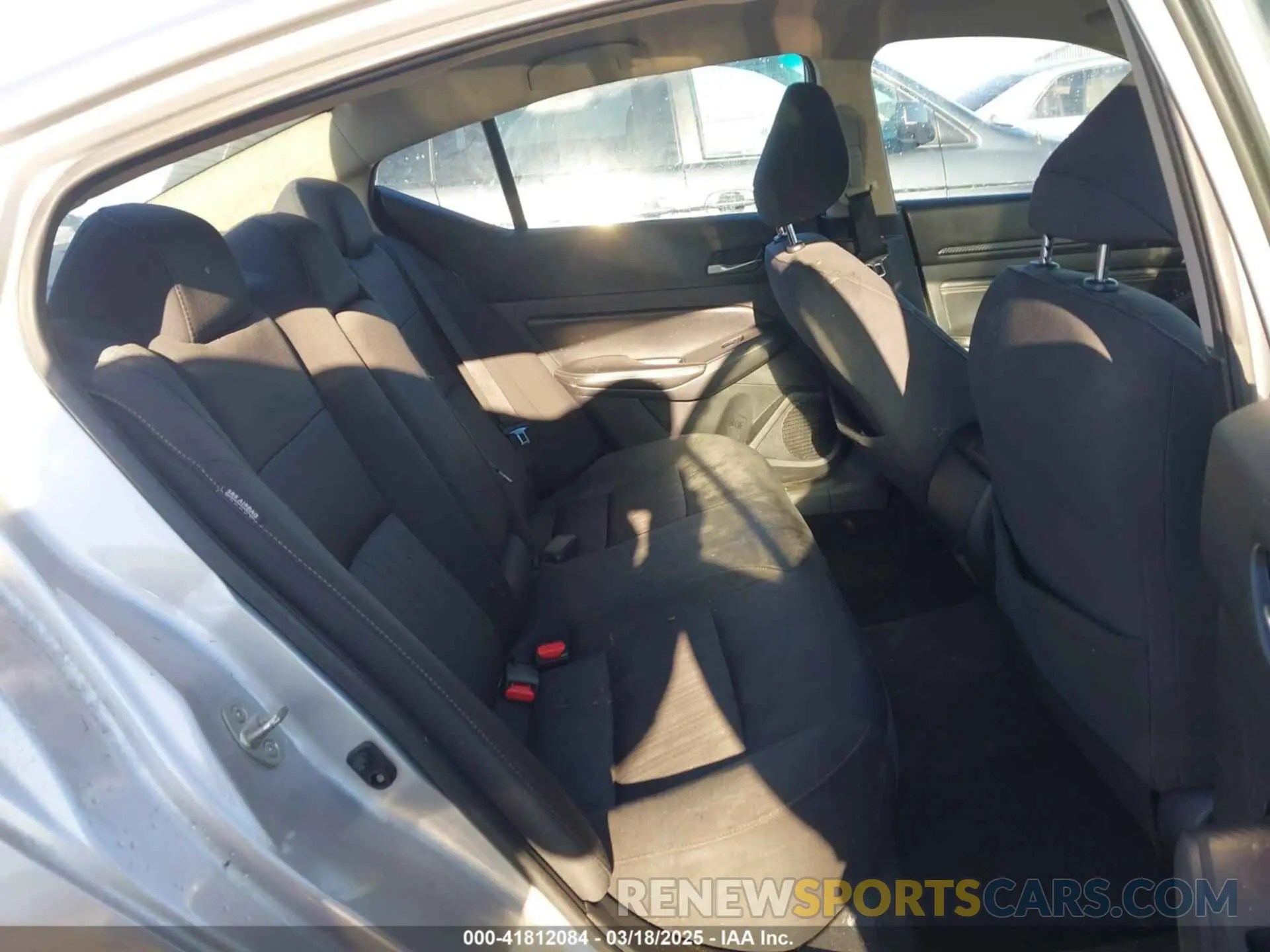 8 Photograph of a damaged car 1N4BL4BVXLC134054 NISSAN ALTIMA 2020
