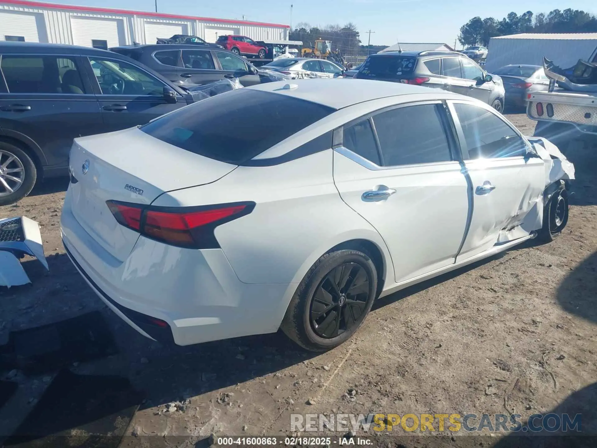 4 Фотография поврежденного автомобиля 1N4BL4BVXLC213532 NISSAN ALTIMA 2020