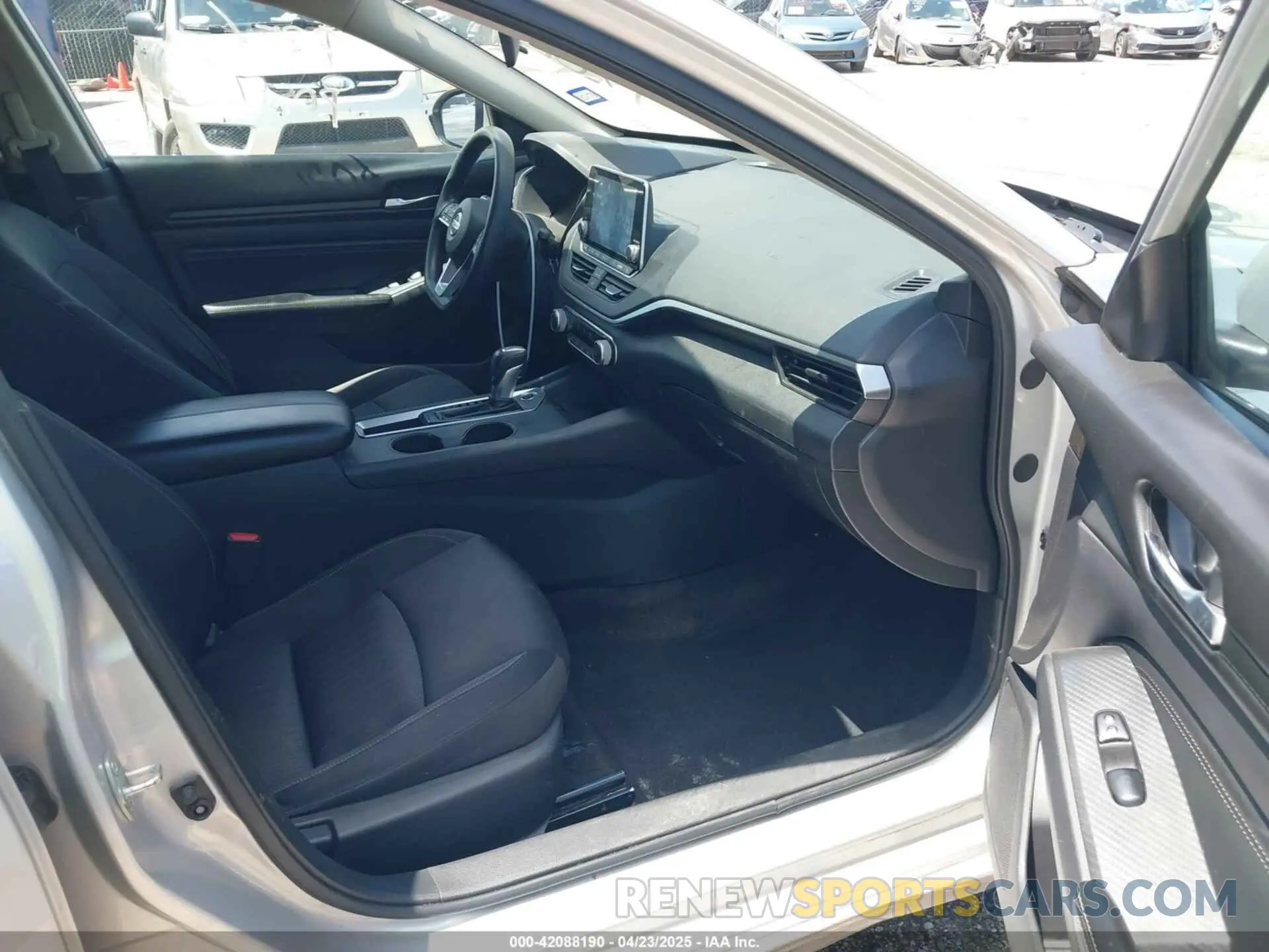 5 Фотография поврежденного автомобиля 1N4BL4BVXLC216205 NISSAN ALTIMA 2020