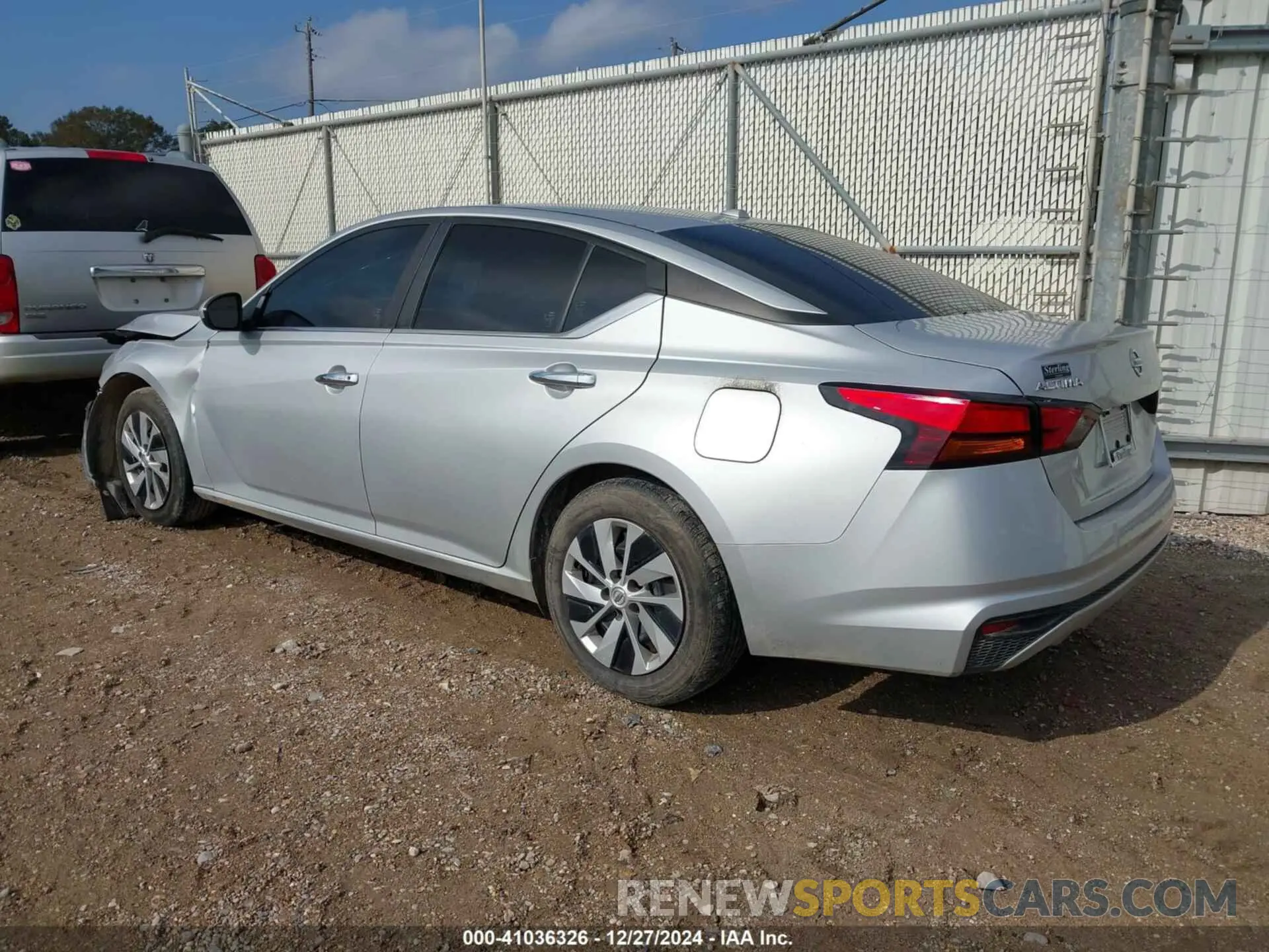 3 Photograph of a damaged car 1N4BL4BVXLC249317 NISSAN ALTIMA 2020