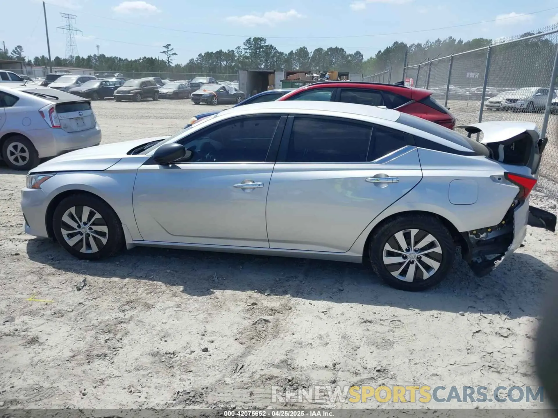 13 Фотография поврежденного автомобиля 1N4BL4BVXLC265632 NISSAN ALTIMA 2020