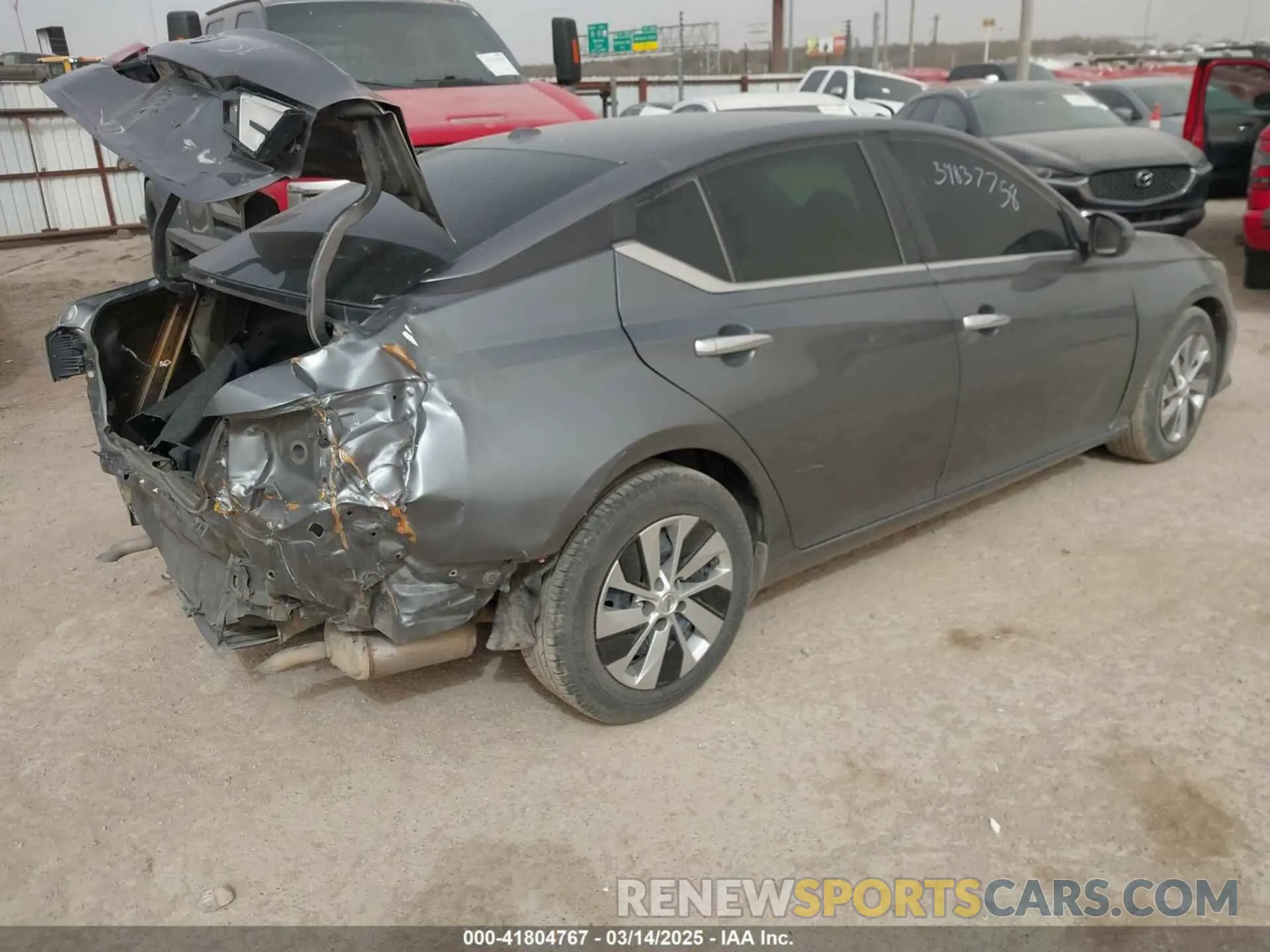 4 Фотография поврежденного автомобиля 1N4BL4BVXLN301615 NISSAN ALTIMA 2020