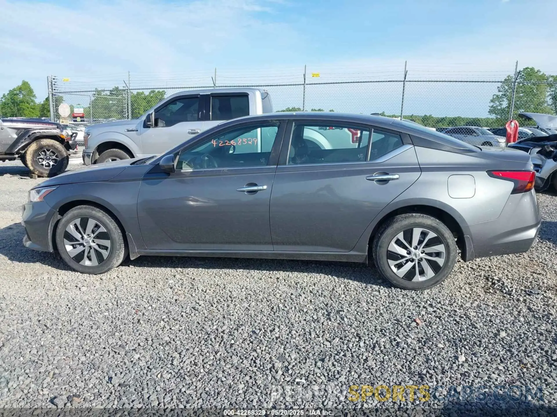 14 Photograph of a damaged car 1N4BL4BW5LC276417 NISSAN ALTIMA 2020