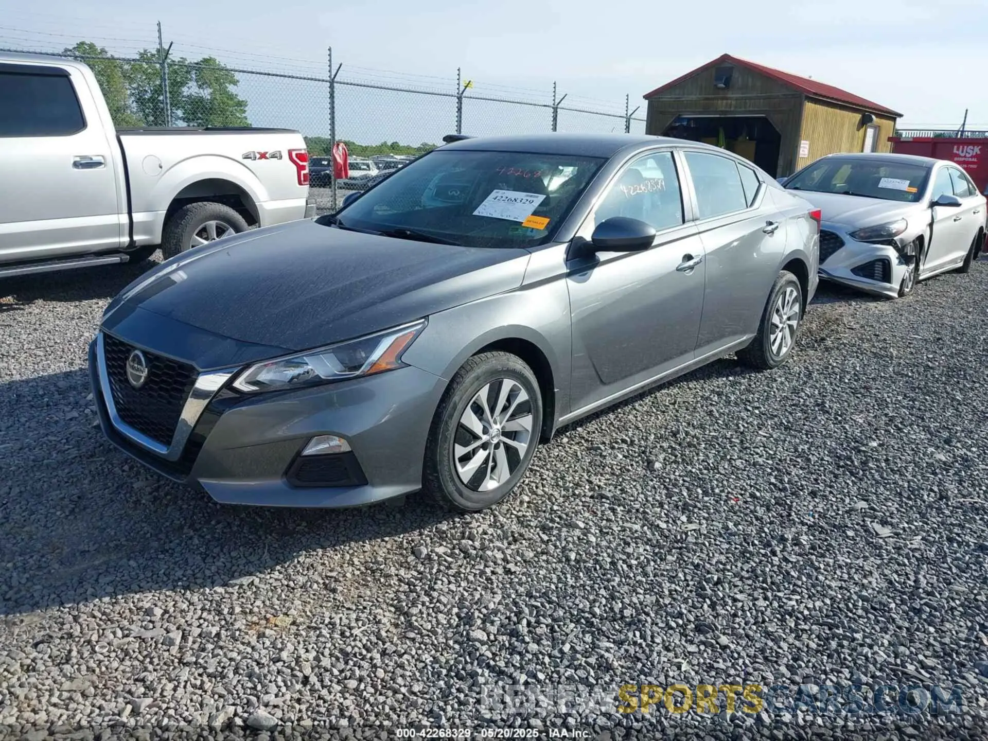 2 Photograph of a damaged car 1N4BL4BW5LC276417 NISSAN ALTIMA 2020