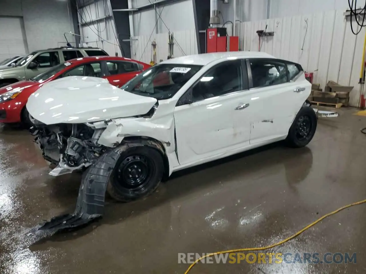 1 Photograph of a damaged car 1N4BL4BW7LN322933 NISSAN ALTIMA 2020