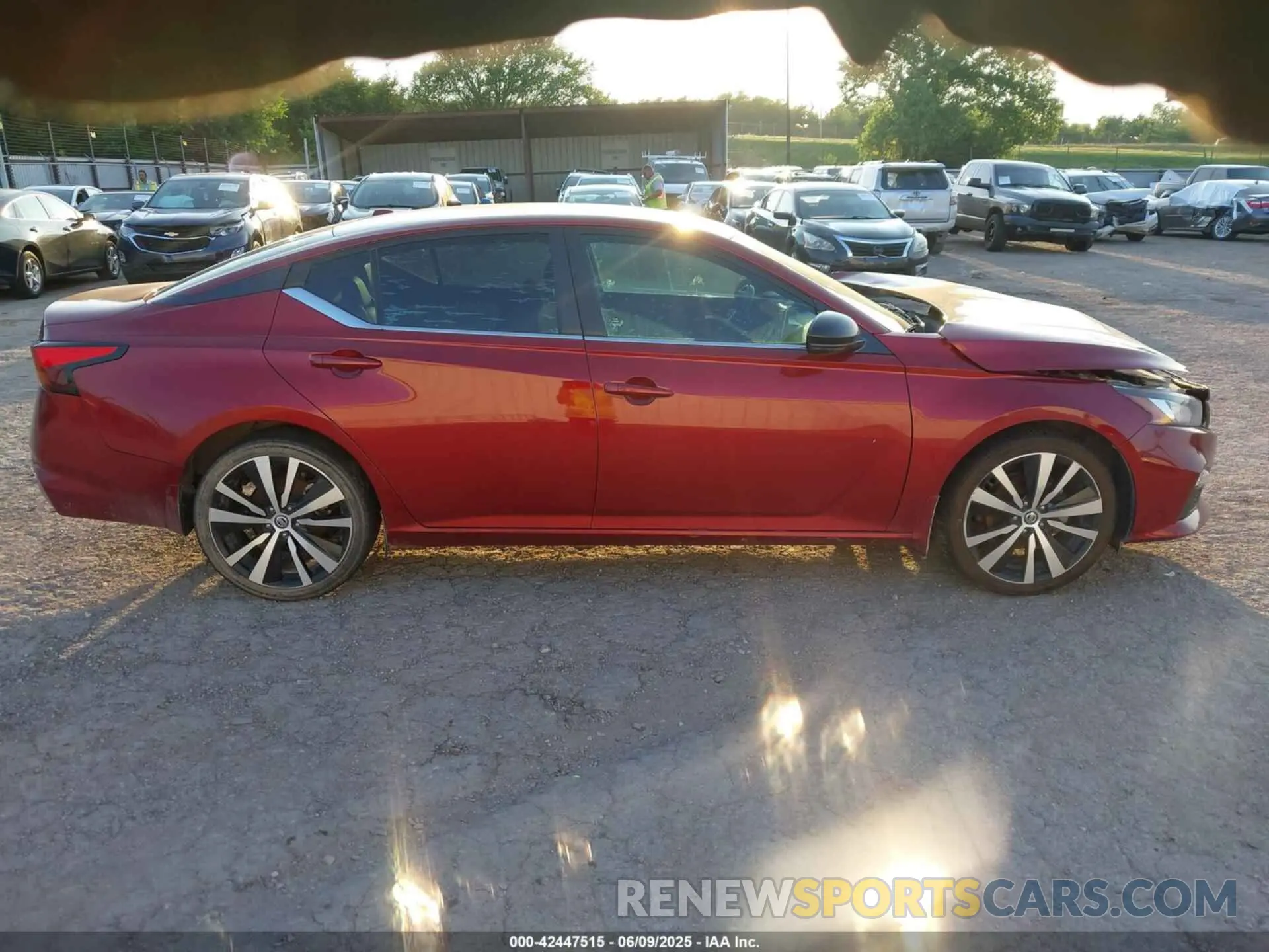 13 Photograph of a damaged car 1N4BL4CV0LN305753 NISSAN ALTIMA 2020