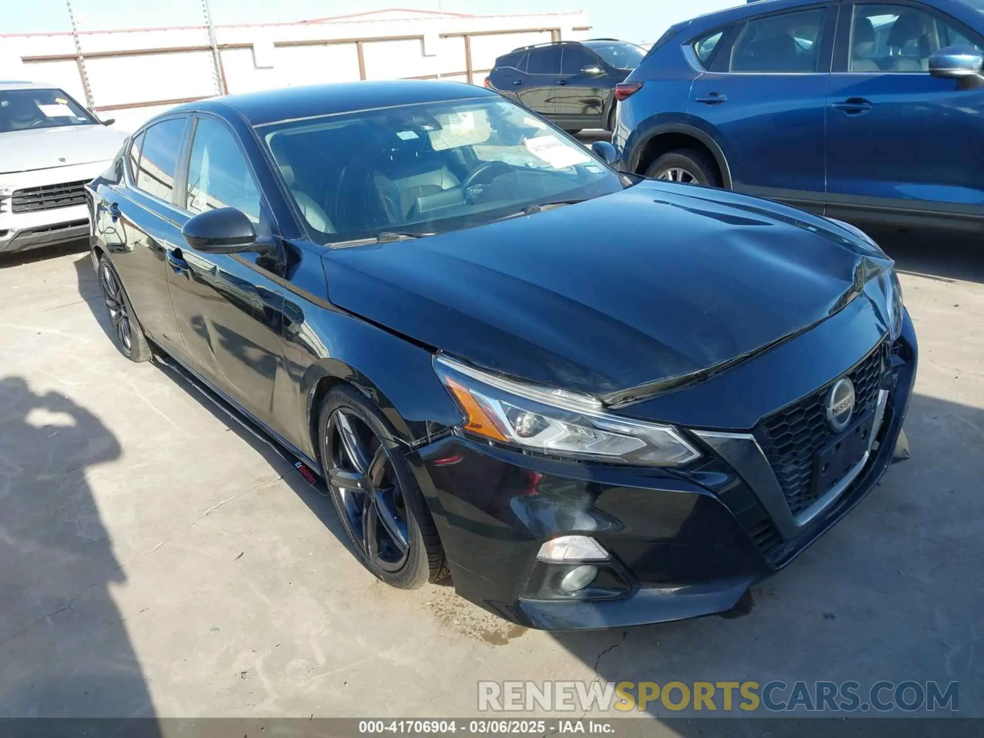 1 Photograph of a damaged car 1N4BL4CV1LC121241 NISSAN ALTIMA 2020