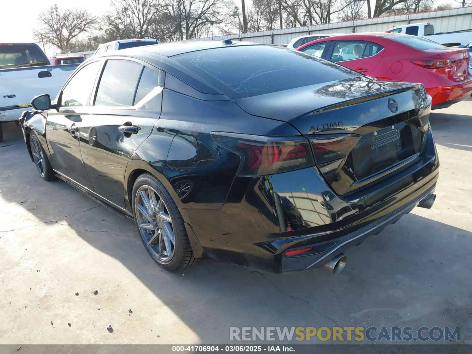 3 Photograph of a damaged car 1N4BL4CV1LC121241 NISSAN ALTIMA 2020