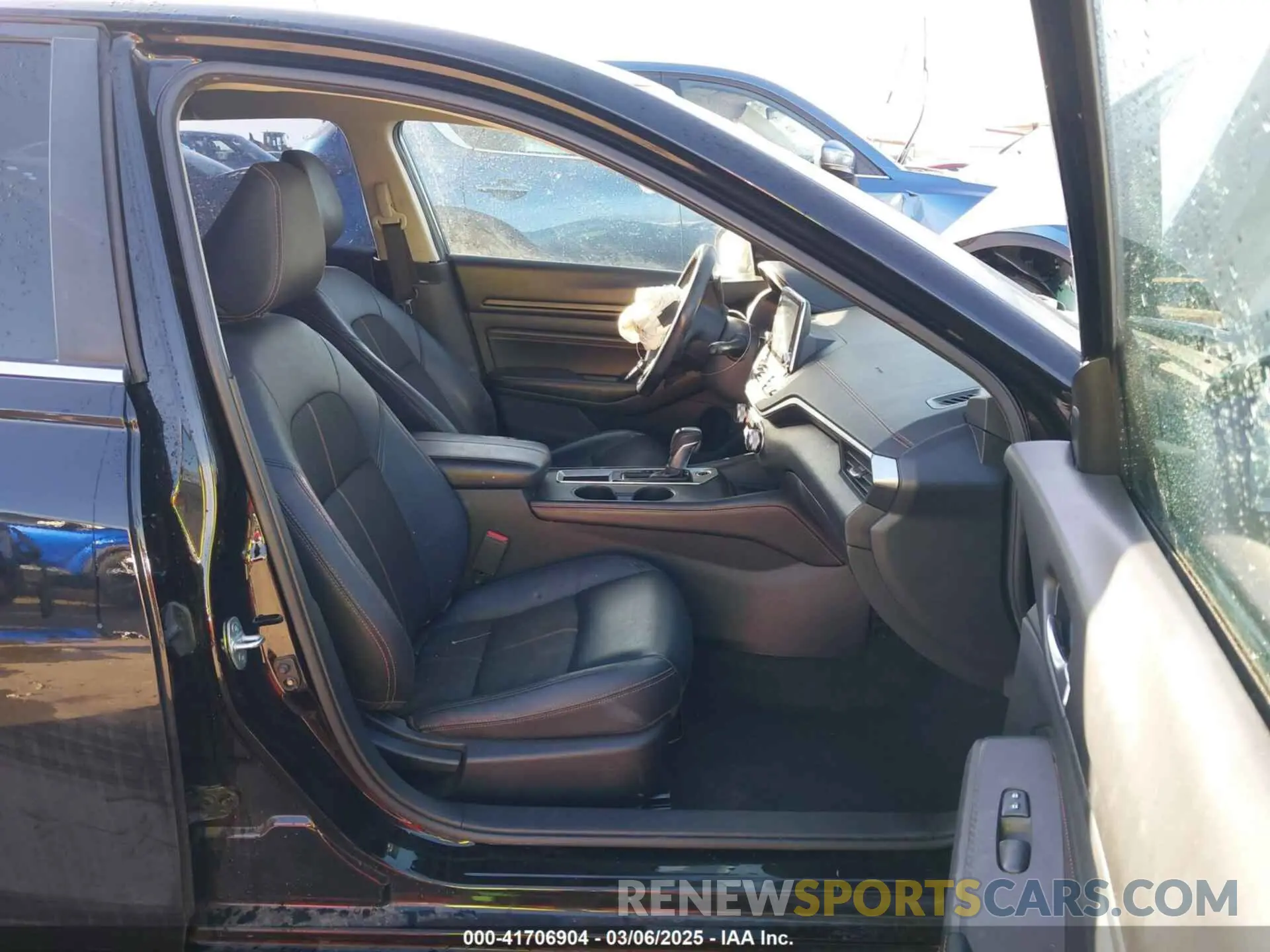 5 Photograph of a damaged car 1N4BL4CV1LC121241 NISSAN ALTIMA 2020