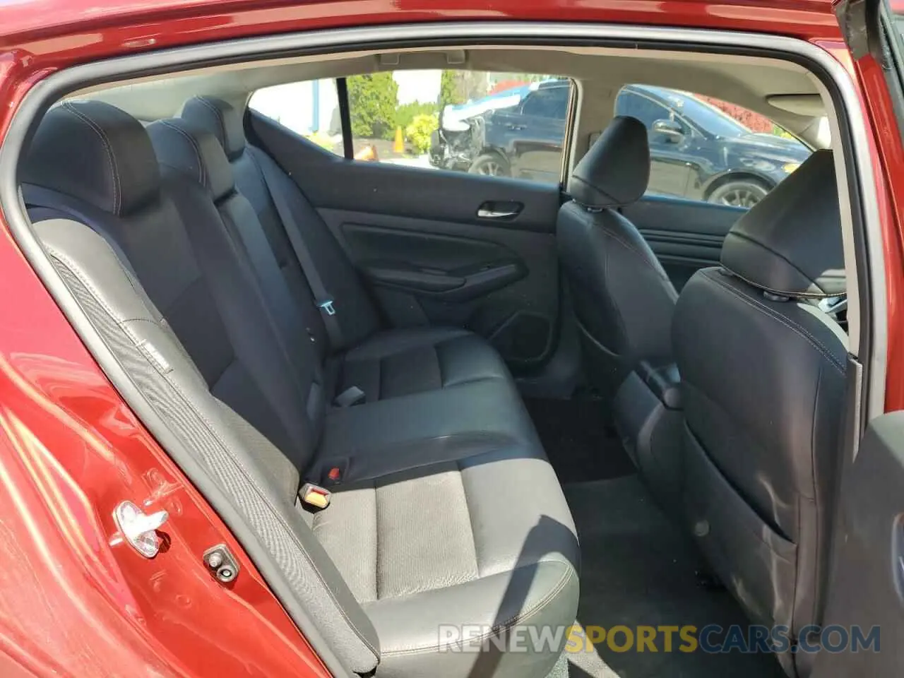 10 Photograph of a damaged car 1N4BL4CV1LC150402 NISSAN ALTIMA 2020
