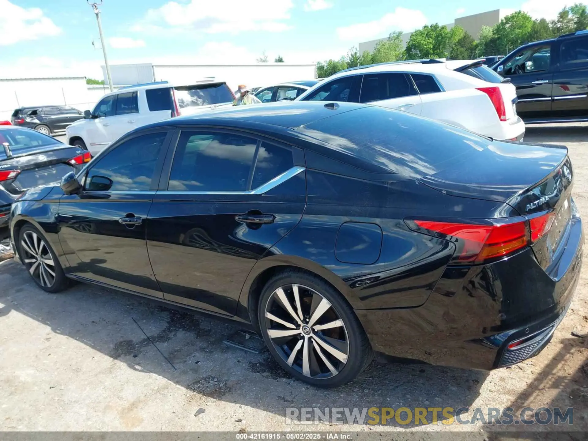 14 Photograph of a damaged car 1N4BL4CV1LC234428 NISSAN ALTIMA 2020