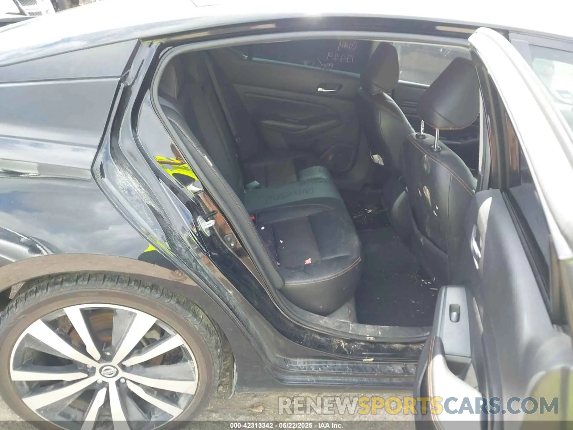 8 Photograph of a damaged car 1N4BL4CV2LC160954 NISSAN ALTIMA 2020
