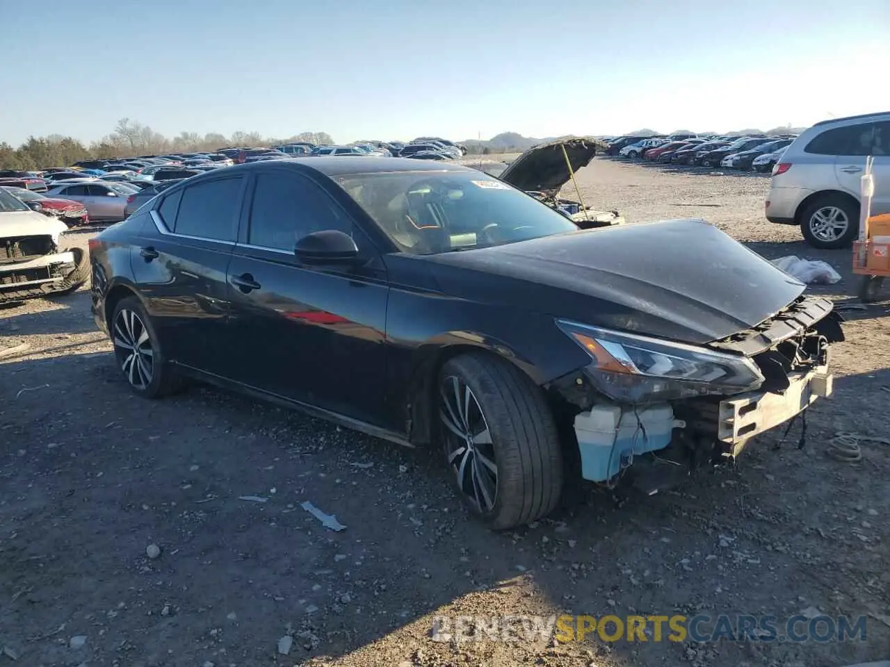 4 Photograph of a damaged car 1N4BL4CV3LC196653 NISSAN ALTIMA 2020