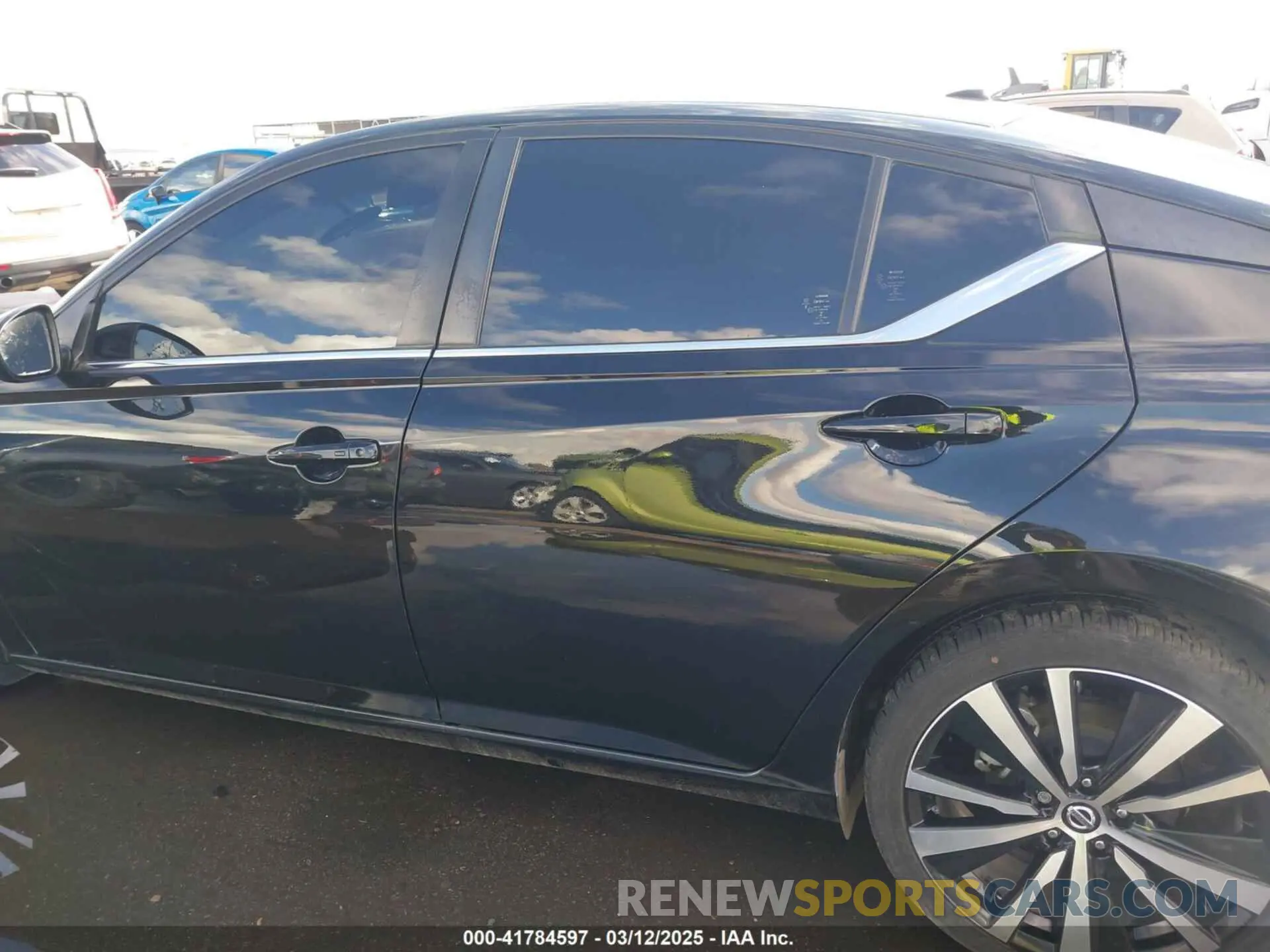 13 Фотография поврежденного автомобиля 1N4BL4CV3LC265342 NISSAN ALTIMA 2020