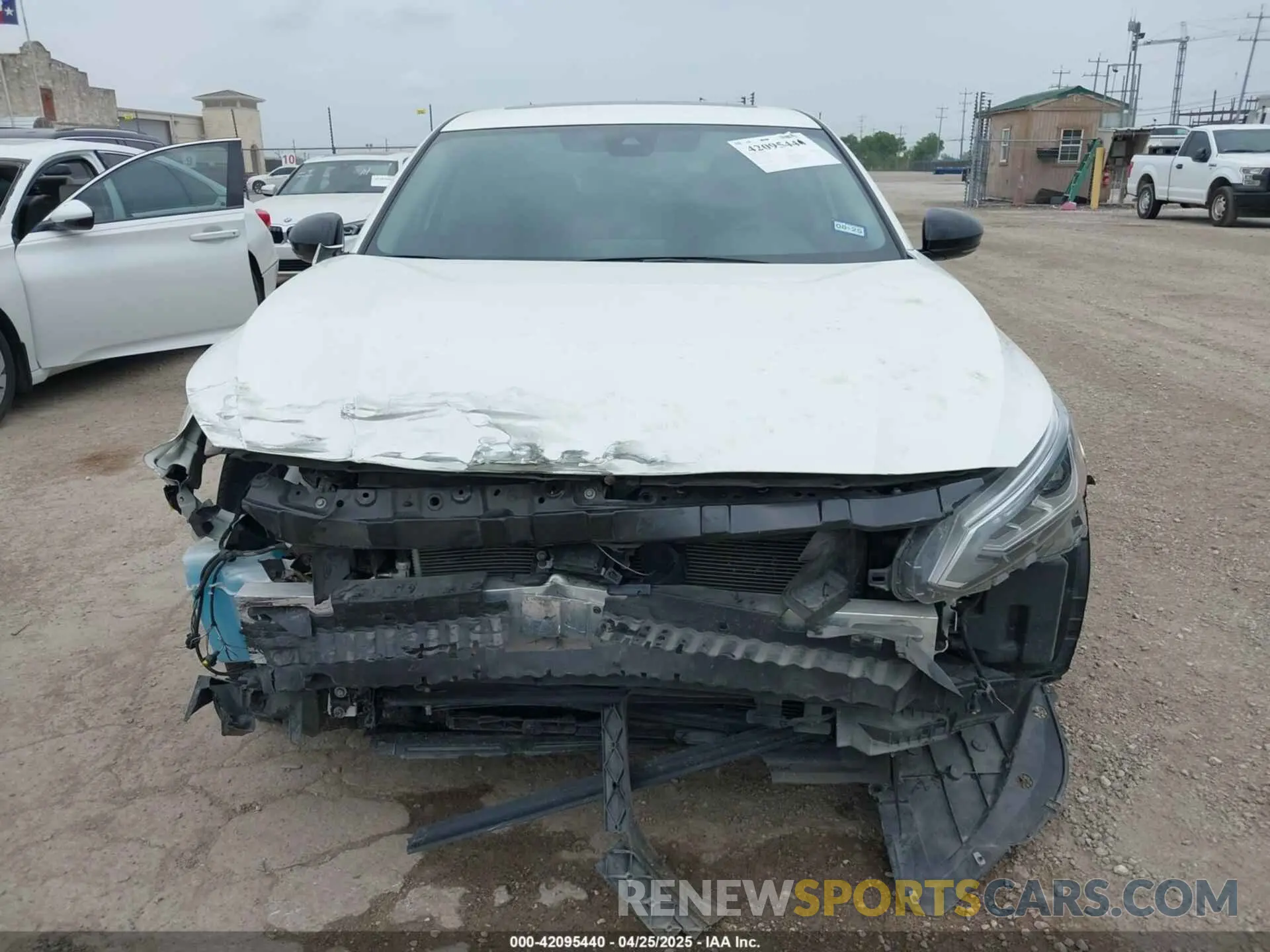 13 Фотография поврежденного автомобиля 1N4BL4CV4LC125218 NISSAN ALTIMA 2020
